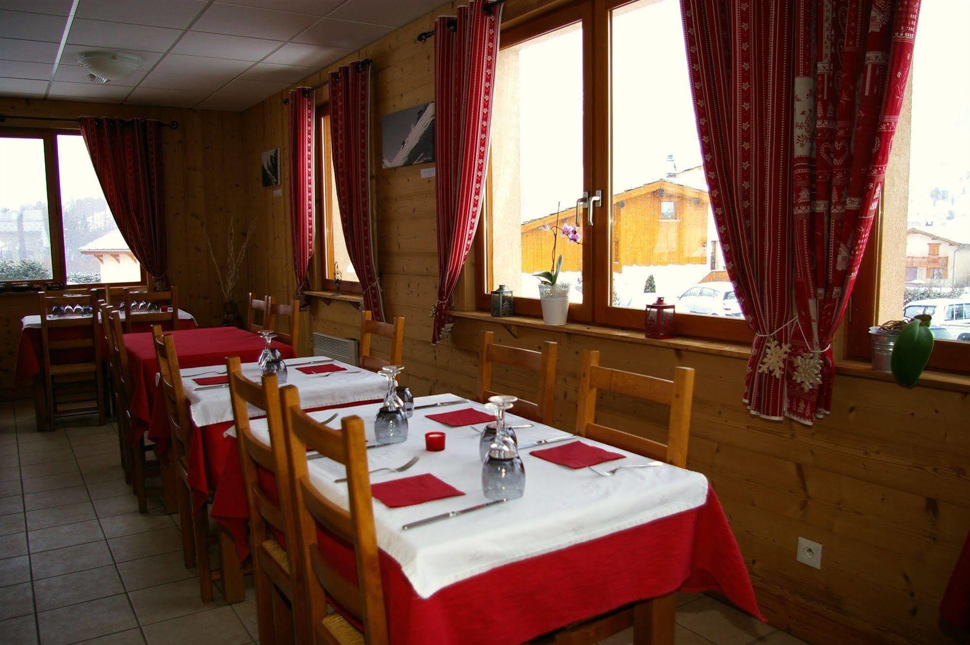 Hotel Restaurant L'Outa Termignon Dış mekan fotoğraf